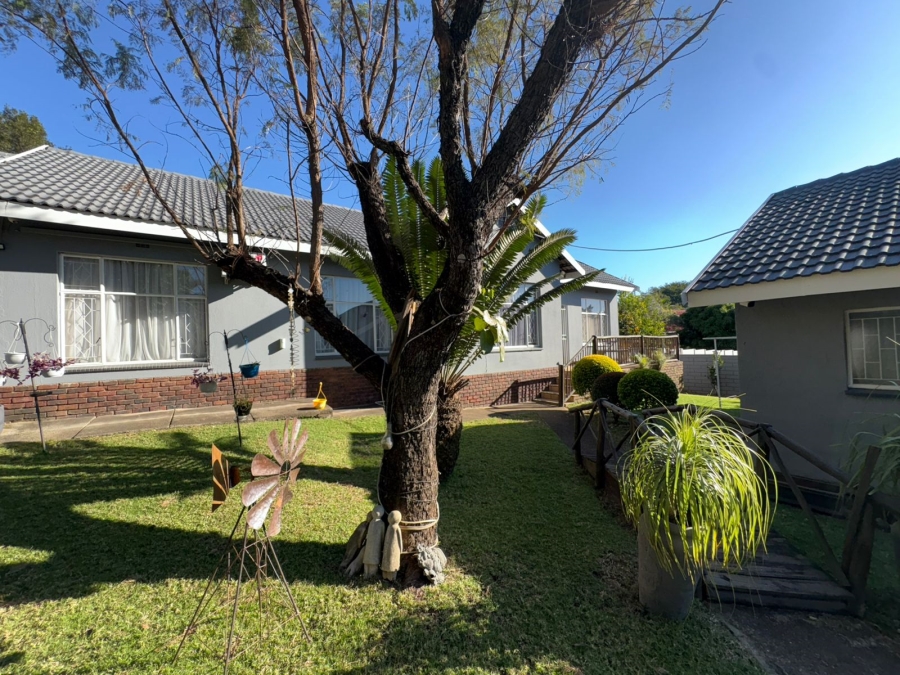 4 Bedroom Property for Sale in Safari Gardens North West